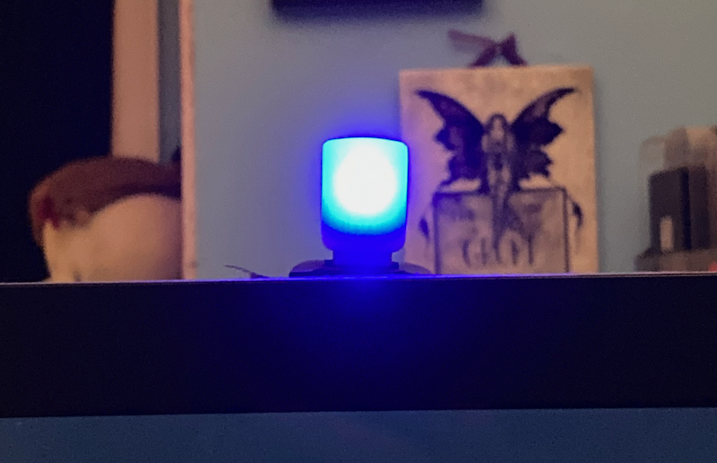 Blue alert indicators light